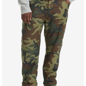 Men’s LEVI'S® 541™ ATHLETIC FIT JEANS- NWT